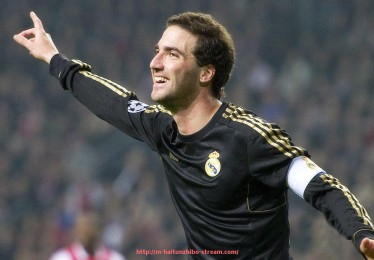 海豚直播-欧冠联赛经典比赛录像资料与复盘视频推荐