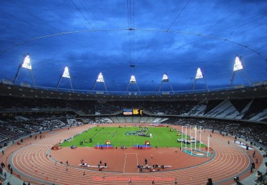 海豚直播-为什么有的CBA球队可以同时使用三名外援？规则详解