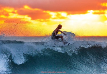 海豚直播-英超主教练身材普遍偏长吗？这对他们执教有何影响？（英超足球教练）