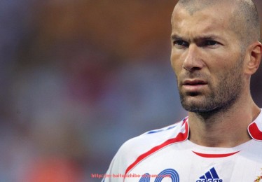 海豚直播-法甲球员综合技术能力评分模型介绍与实际数据呈现